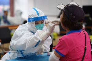 郑州累计本土50例︰(郑州累计报告本土确诊病例116例)