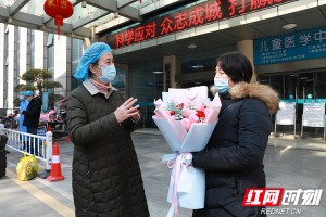 又一医院检出200多例阳性〃两医院14人感染新冠