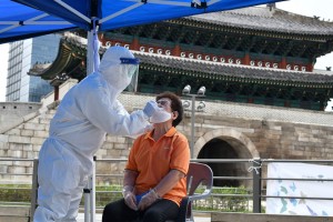 超市24人新冠聚集感染.超市员工感染新冠病毒