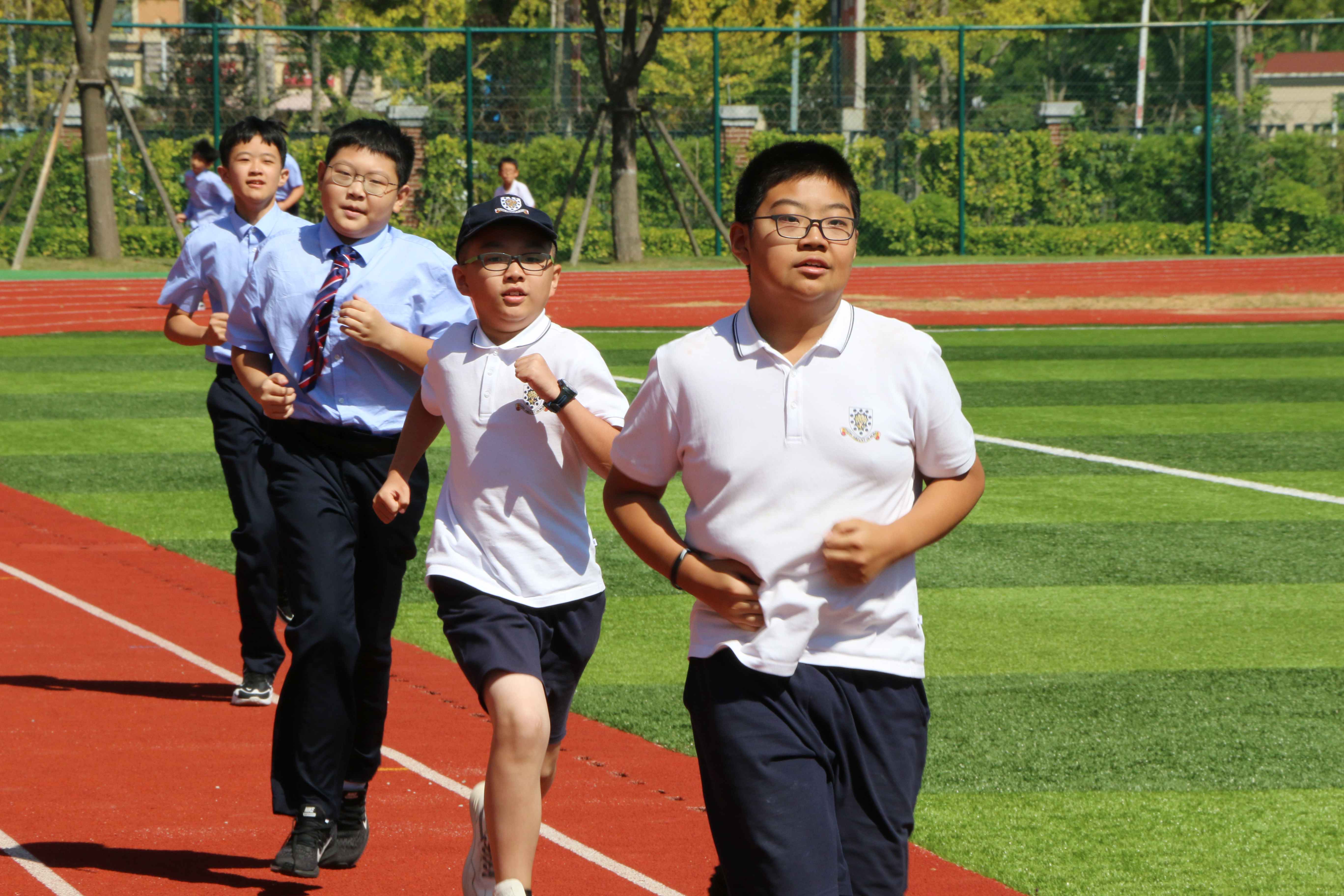 青岛一中学现多例确诊升为高风险,青岛一中是什么学校-第2张图片