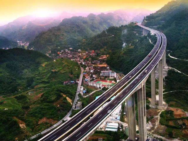 “2021春节高速公路免费到几号” 2021春节高速公路免费到几号结束？-第1张图片