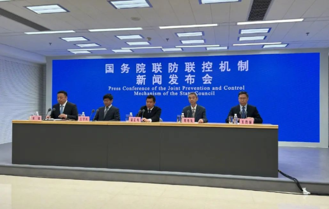 上海累计报告53万感染者〃上海30万人感染-第1张图片