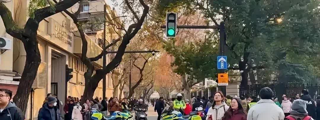 上海封了吗.上海封路了嘛-第1张图片